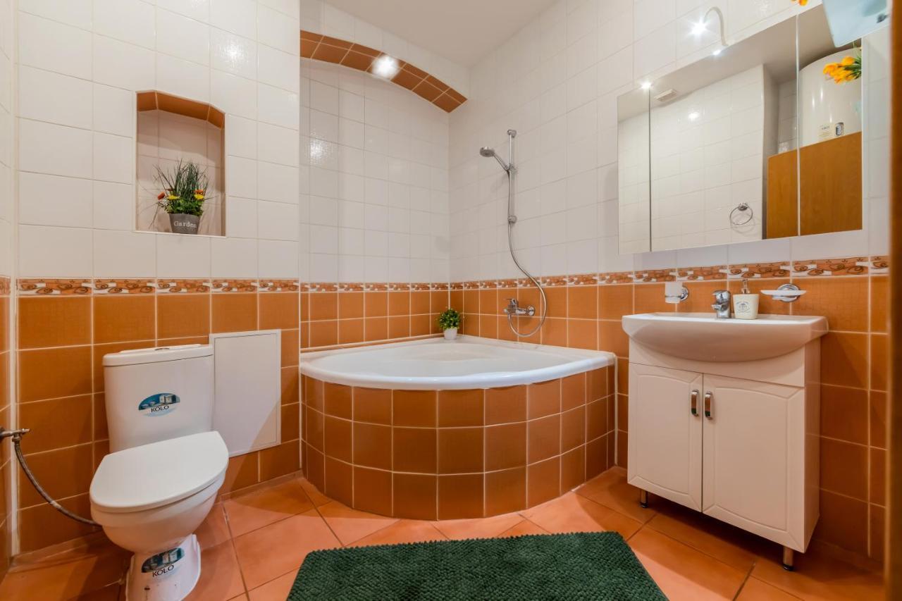 Ferienwohnung 2К Квартира Між Майданом Та Софією Київською Exterior foto
